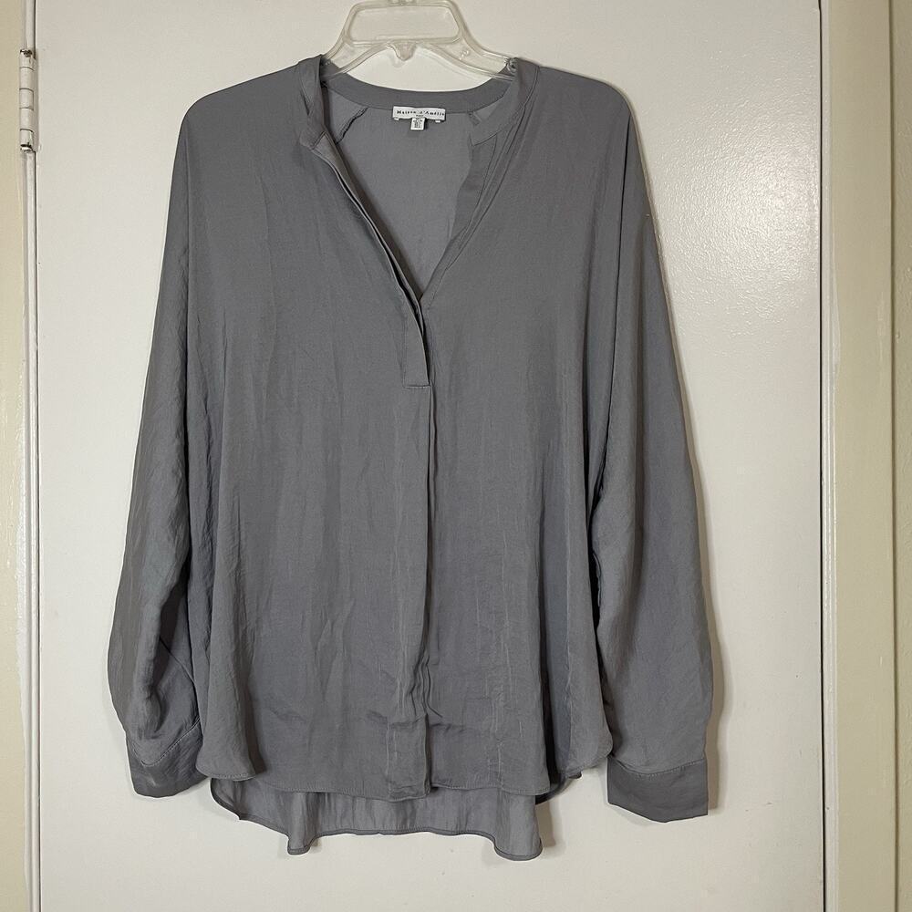 Anthropologie Maison d'amelie gray button front long sleeve blouse top large